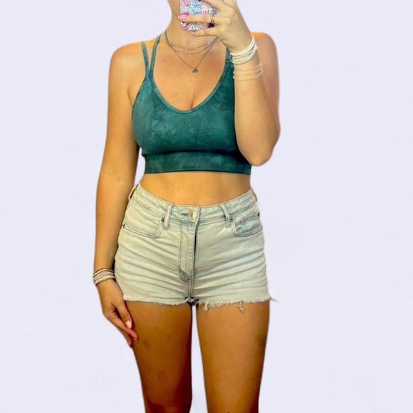 American Eagle Shorts - Picture 2 of 4